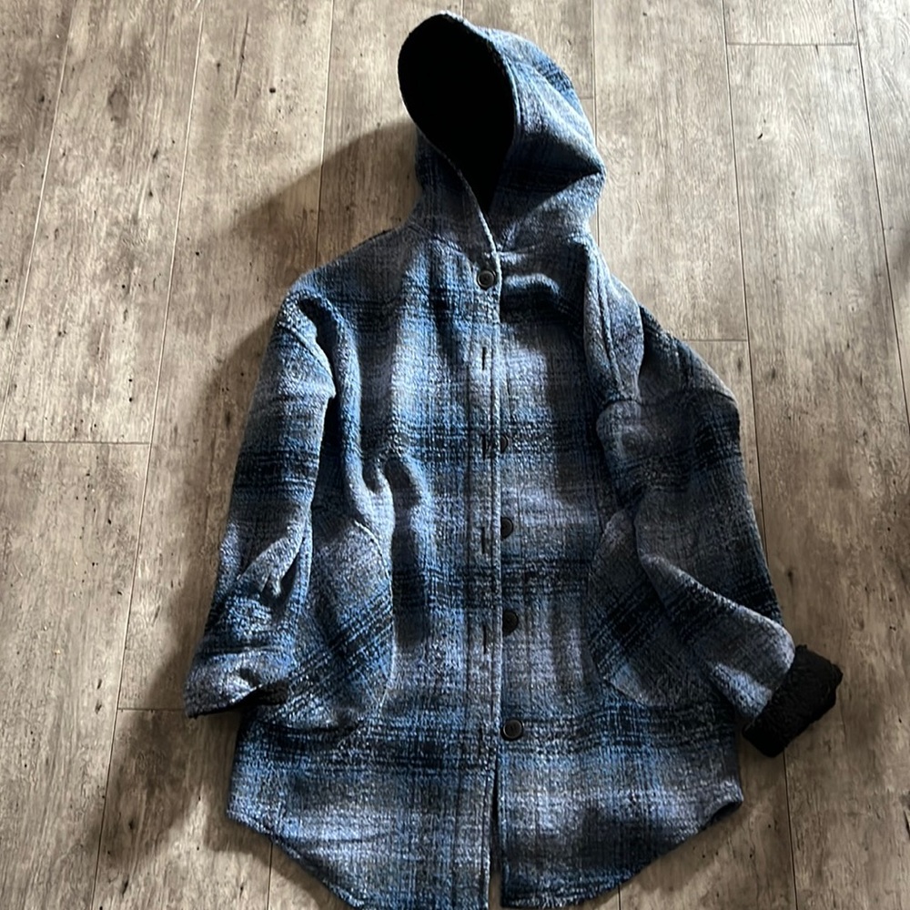 RD style shacket with hood, denim colour